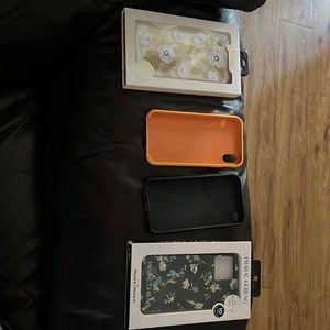 4 iPhone cases xs